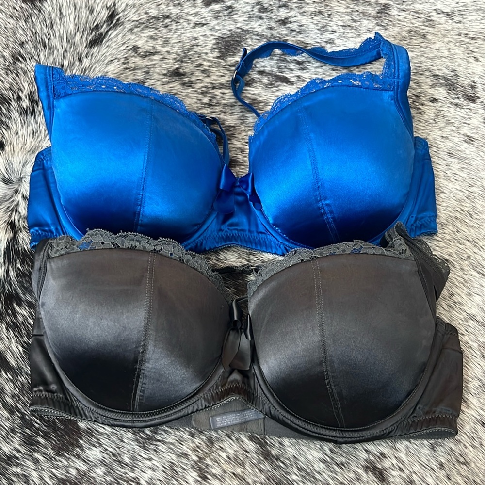 Set of two aerie bow bras grey and blue 36D